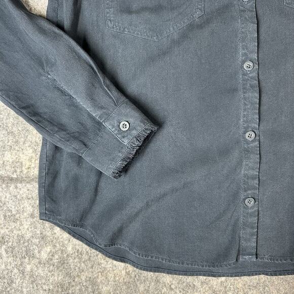 Anthropologie Cloth & Stone Button Up Shirt Medium Oversized Frayed Trim Blue - Picture 4 of 9